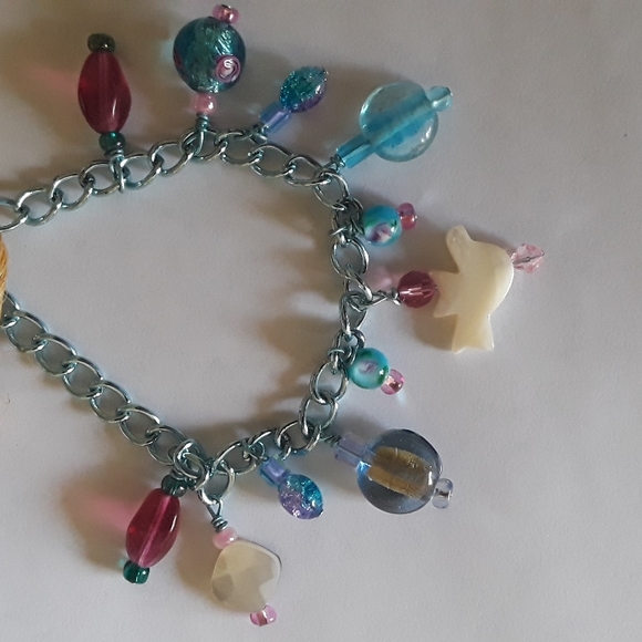 Handmade MOP Charm bracelet OOAK vintage glass beads and MOP shell beads Dove - Picture 2 of 7
